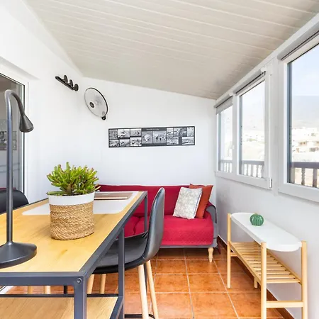 דירה Okstay - Atico Con Terraza Y Vistas Al Mar קנדלריה